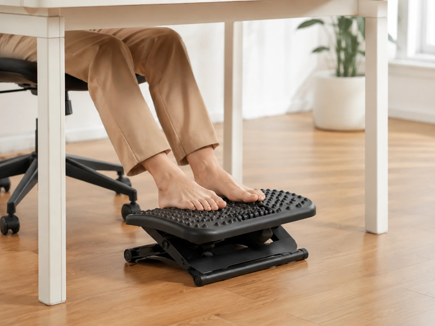 HUANUO Adjustable Foot Rest Under Desk